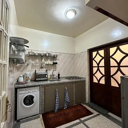 Appartement Near Airport - Pool- Terrace- Airco-Parking-Wifi à Marrakesh Extérieur photo