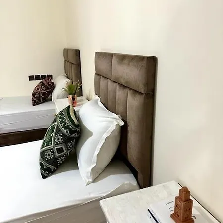 Appartement Near Airport - Pool- Terrace- Airco-Parking-Wifi à Marrakesh Extérieur photo